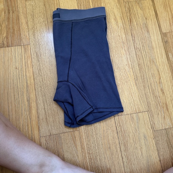 Skims Ribbed Boxers - Picture 6 of 6